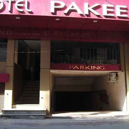 Hotel Pakeeza Ádzsmir Kültér fotó