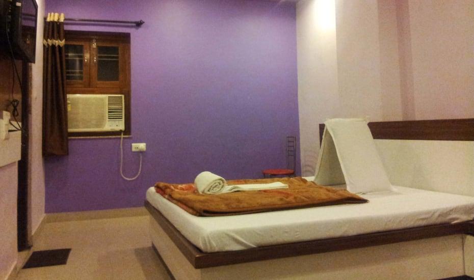 Hotel Pakeeza Ádzsmir Kültér fotó